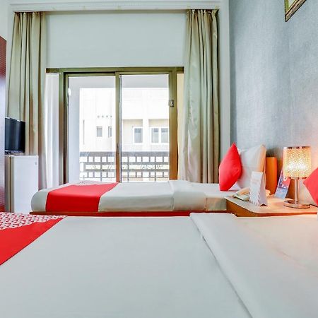 Oyo 339 Vienna Hotel Дубай Екстериор снимка
