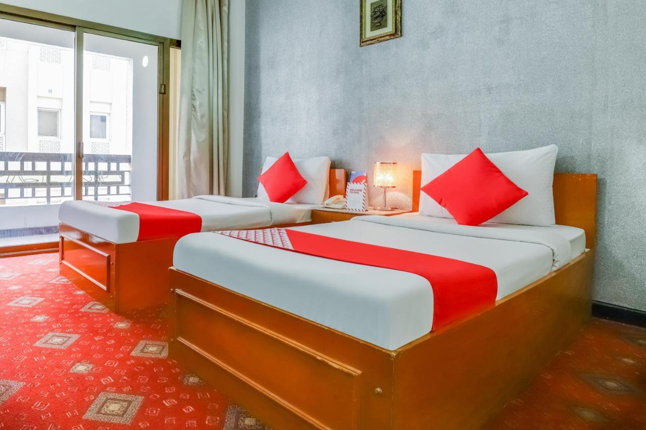 Oyo 339 Vienna Hotel Дубай Екстериор снимка