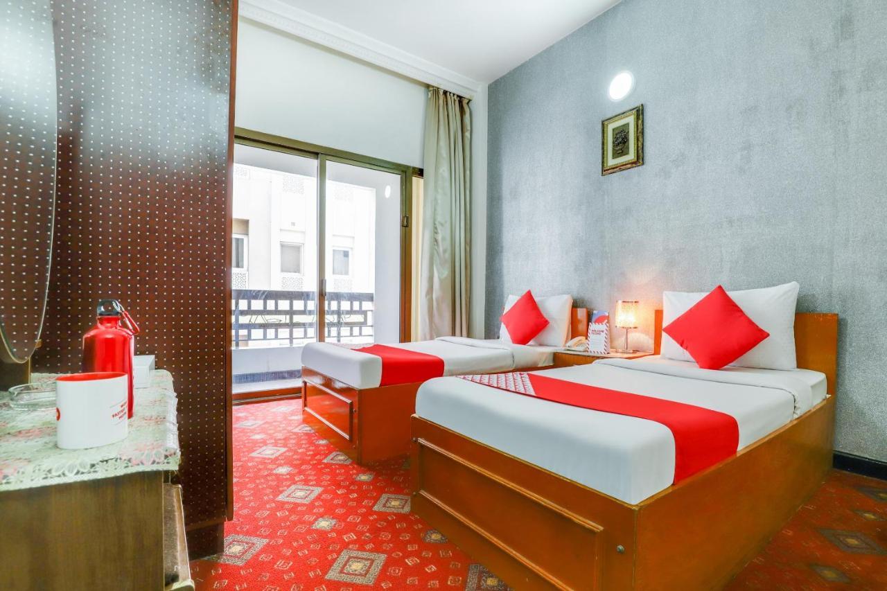 Oyo 339 Vienna Hotel Дубай Екстериор снимка