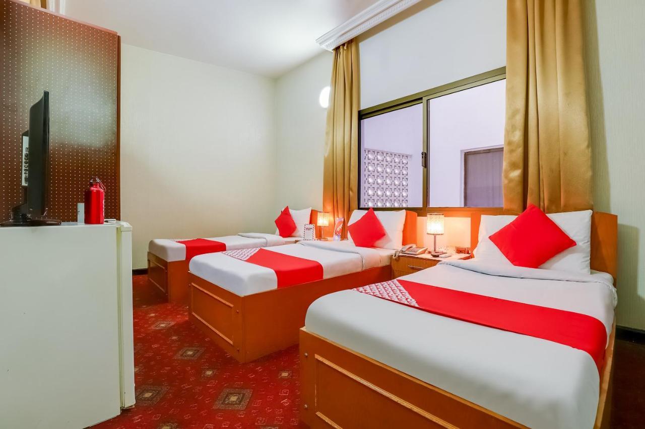Oyo 339 Vienna Hotel Дубай Екстериор снимка