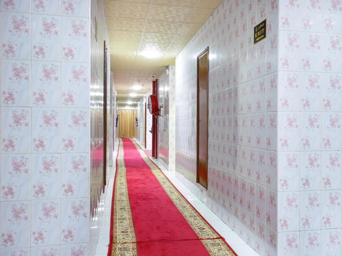 Oyo 339 Vienna Hotel Дубай Екстериор снимка