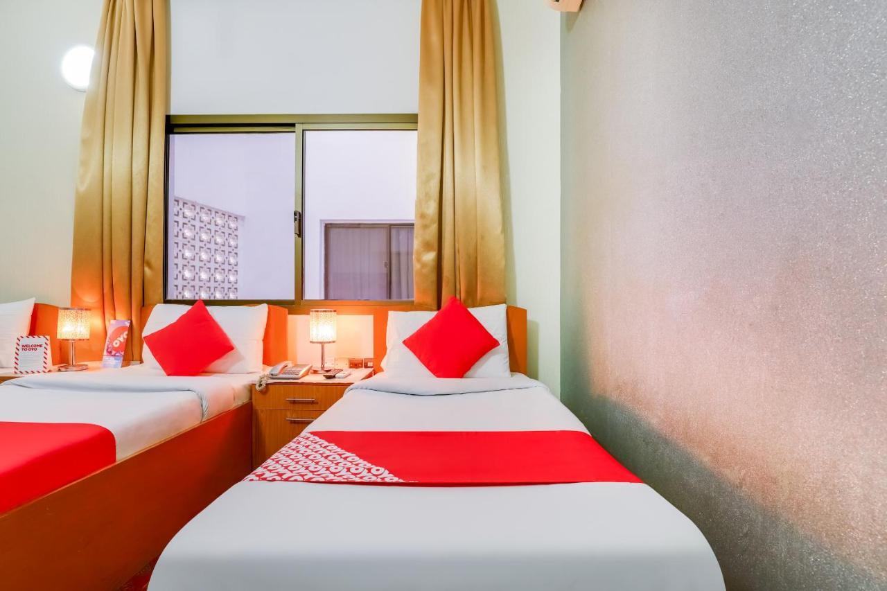 Oyo 339 Vienna Hotel Дубай Екстериор снимка