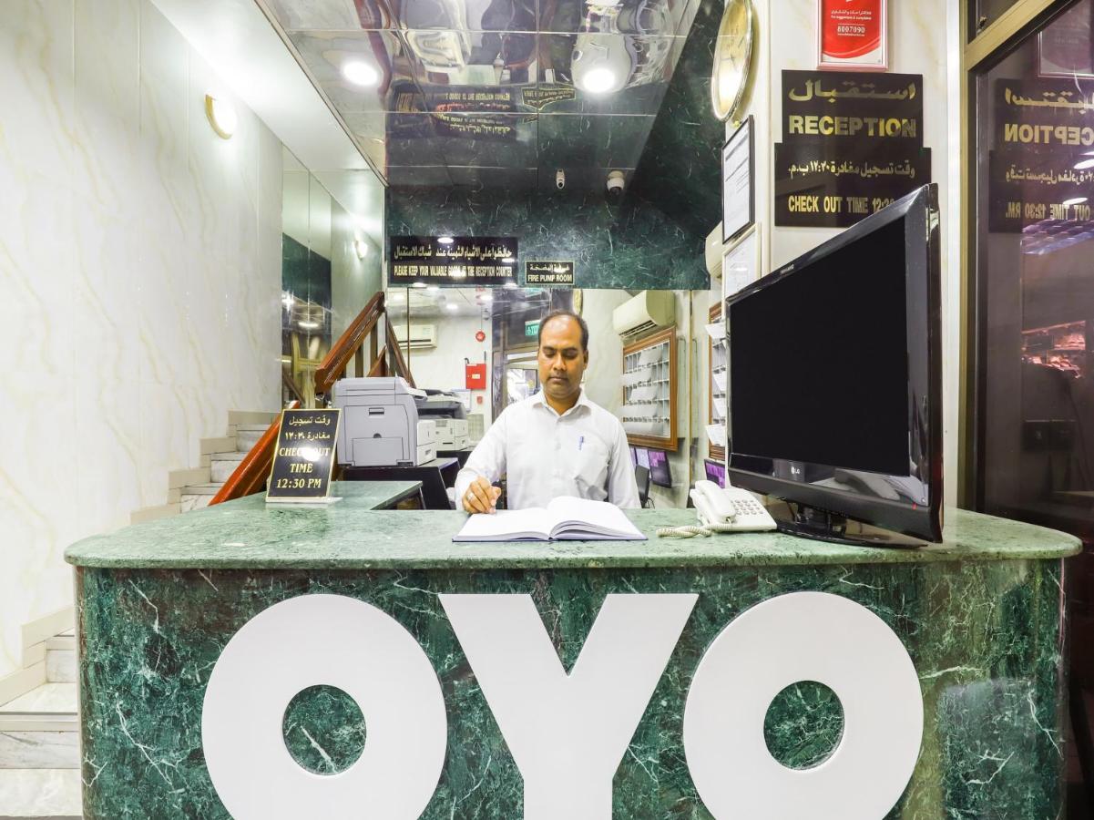 Oyo 339 Vienna Hotel Дубай Екстериор снимка