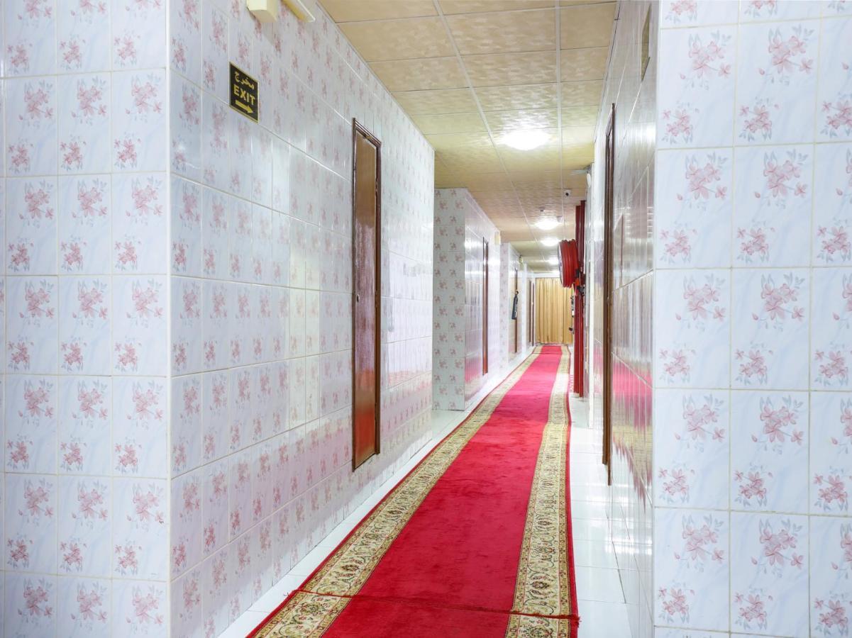 Oyo 339 Vienna Hotel Дубай Екстериор снимка