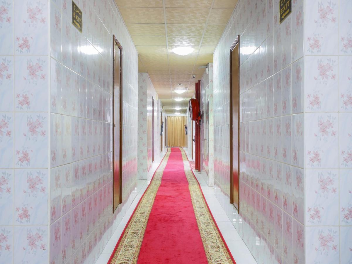 Oyo 339 Vienna Hotel Дубай Екстериор снимка