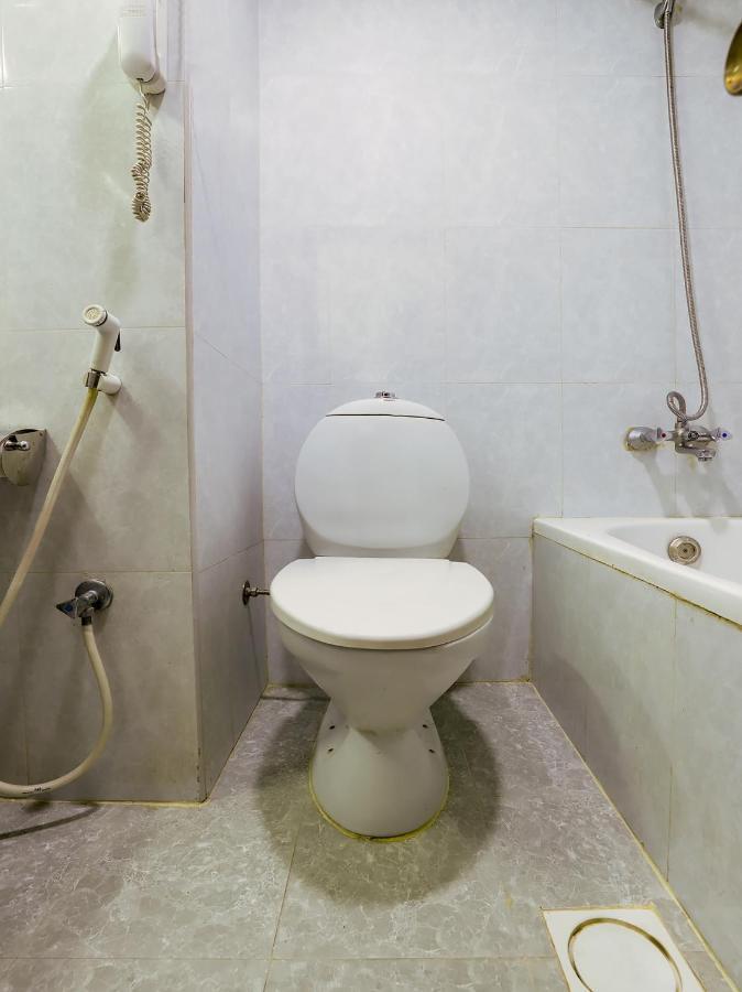 Oyo 339 Vienna Hotel Дубай Екстериор снимка