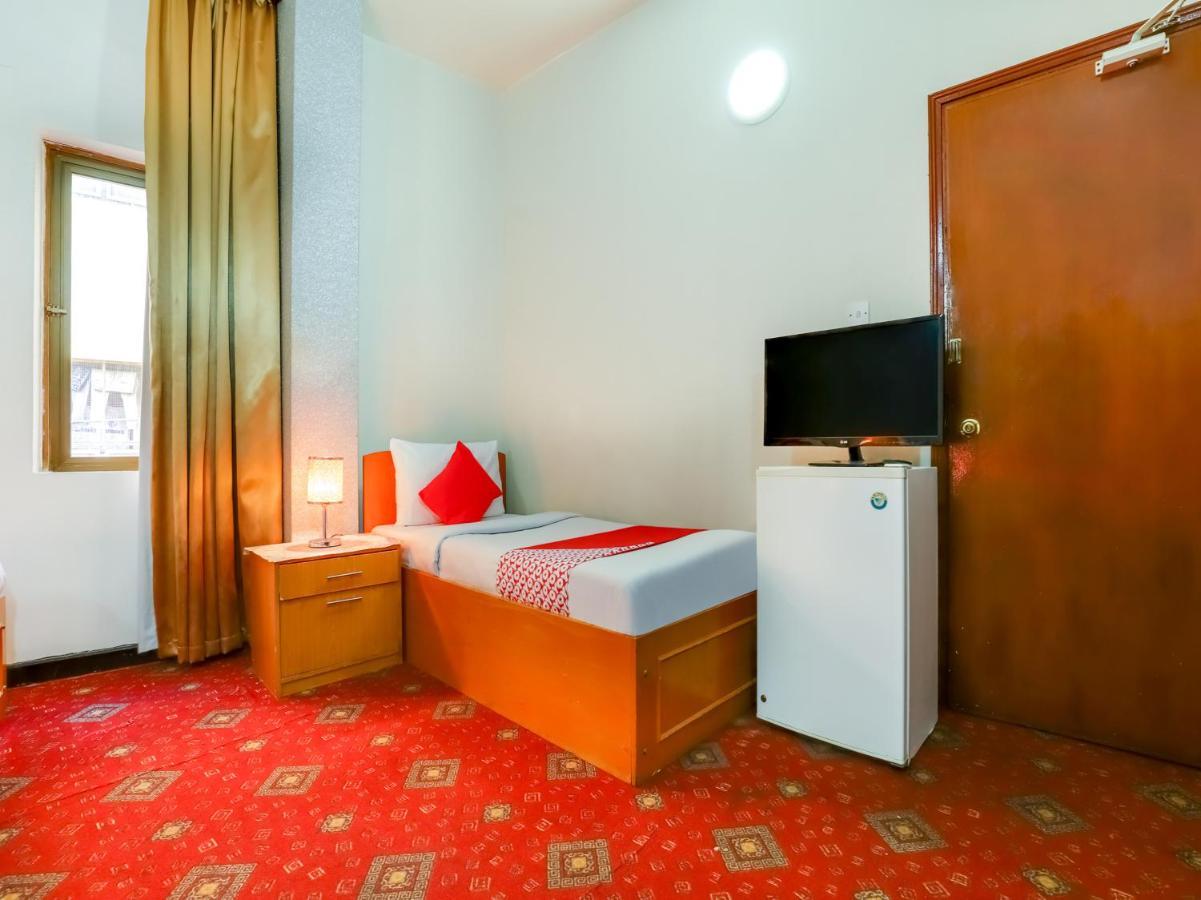 Oyo 339 Vienna Hotel Дубай Екстериор снимка