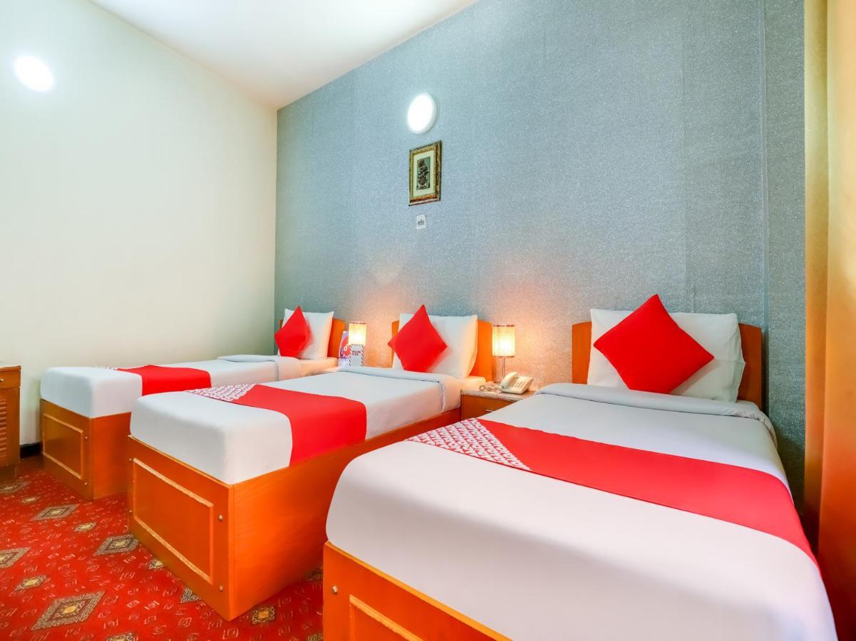Oyo 339 Vienna Hotel Дубай Екстериор снимка